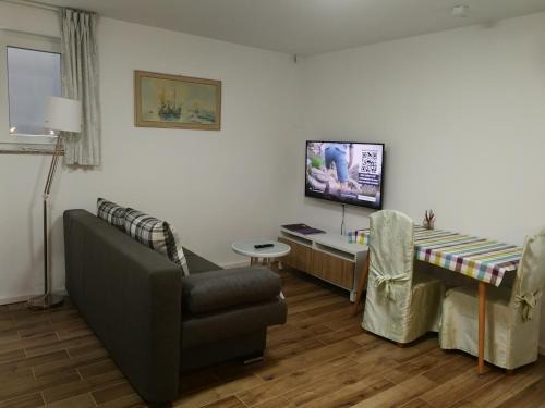 Munchen District Apartment | 21a Comfortable Studio