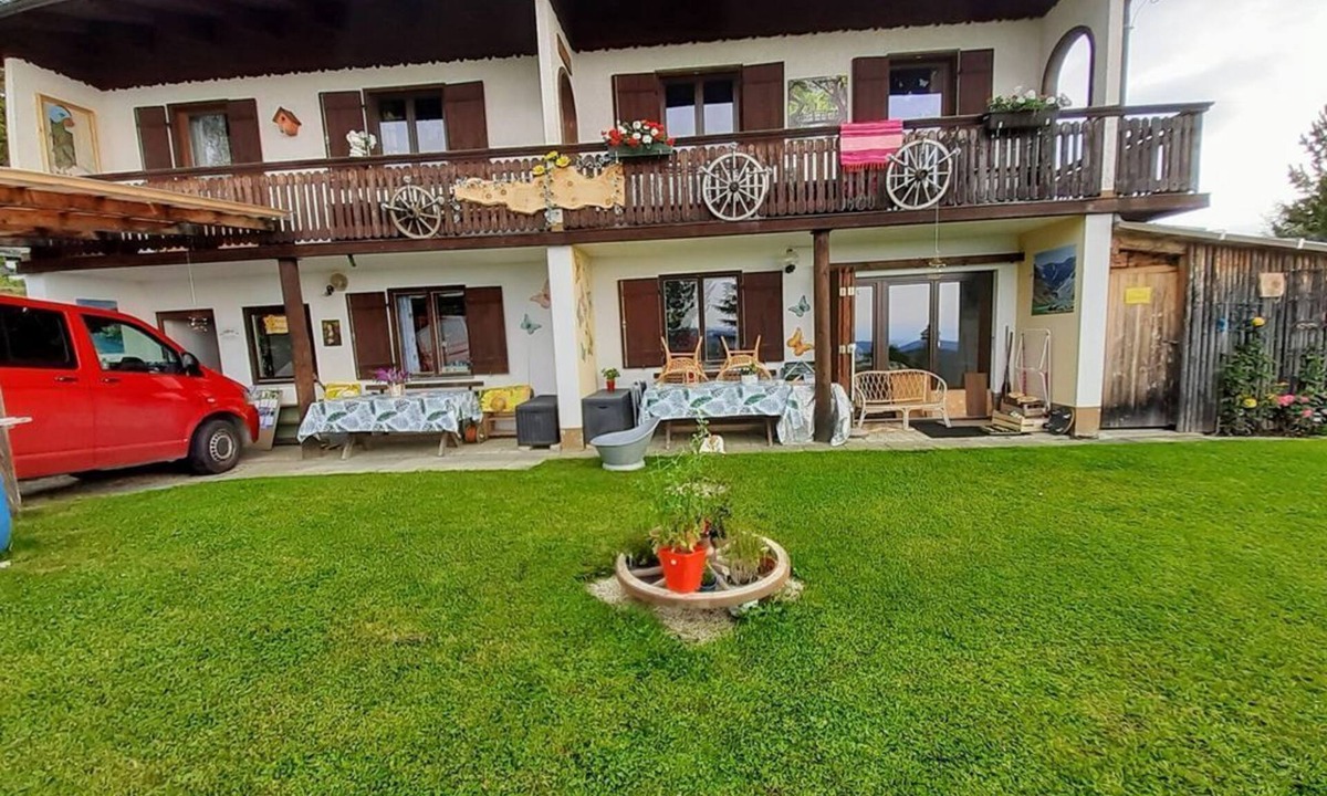 Deutsch-Griffen Apartment | Almhaus Inge - Appartement/fewo, Bad, WC, Ruhig