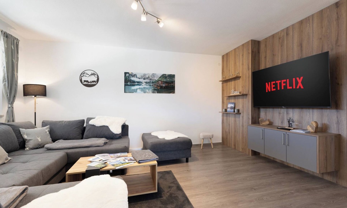 Wiesing Apartment | Alpine deluxe apartment incl. Achensee Card. Ideal for families and friends