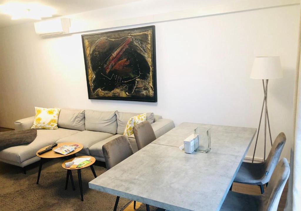 Kaisermuhlen Apartment | Amazing Austria Center Apartment near UNO City