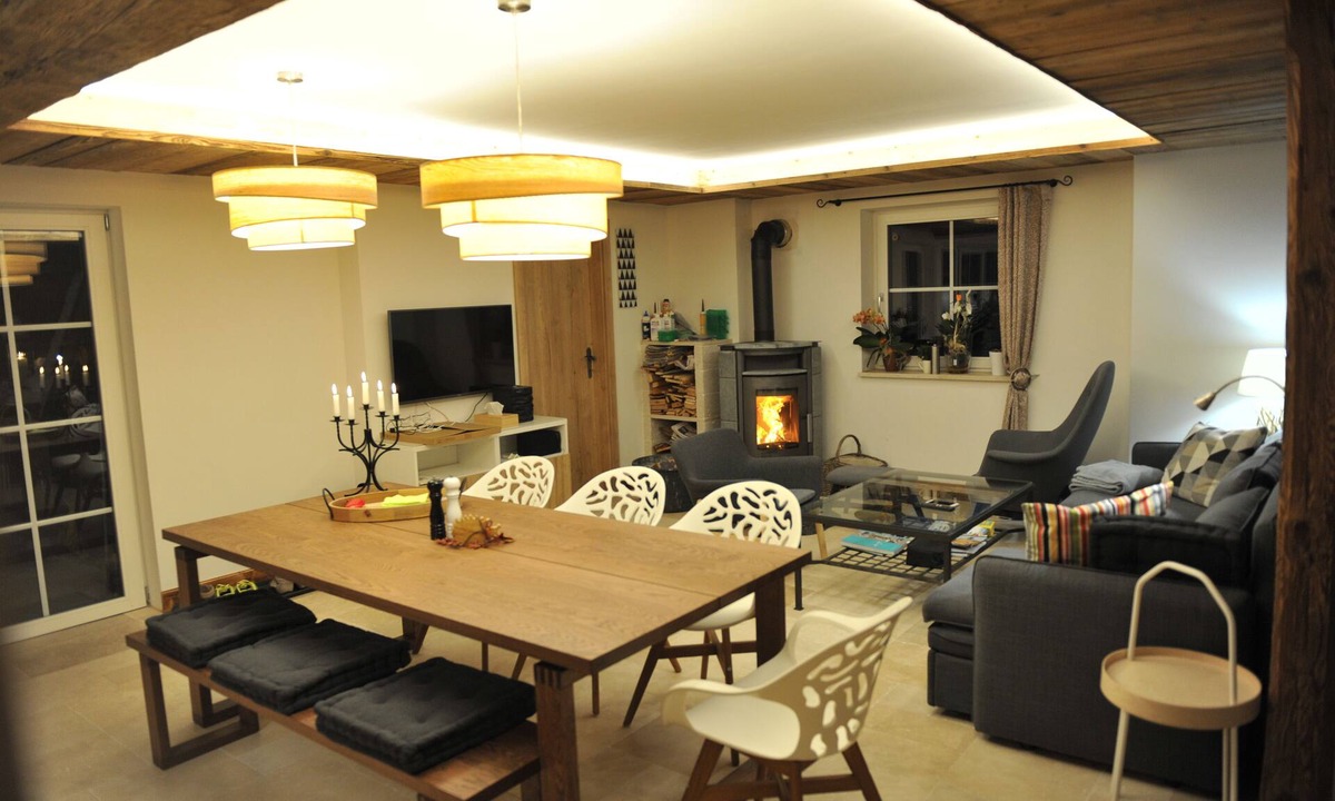 Hermagor-Pressegger See House | An Oasis of Calm in a Sea of Activities — ski at the fabulous Nassfeld (8mins)!
