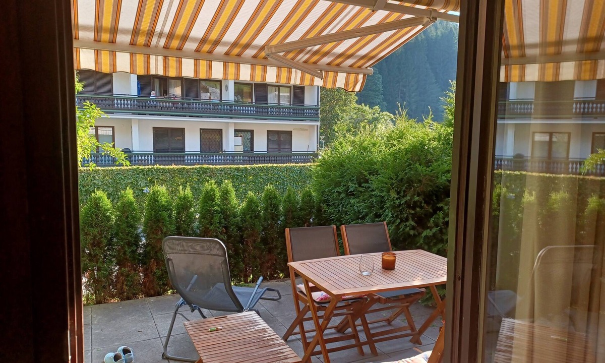 Saalbach Apartment | Apartment 'Somski Saalbach' with Mountain View, Private Terrace and Wi-Fi
