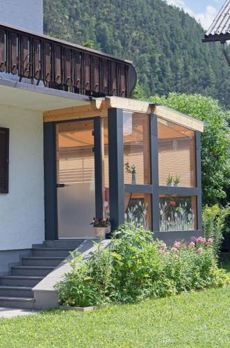 Scharnitz Apartment | Apartment "Haus Edelweiss"