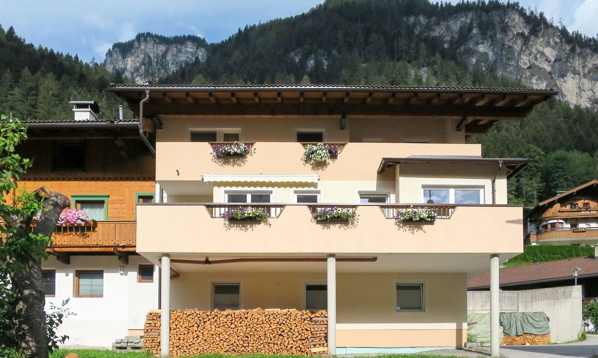 Burgstall Apartment | Apartment Holaus by Interhome