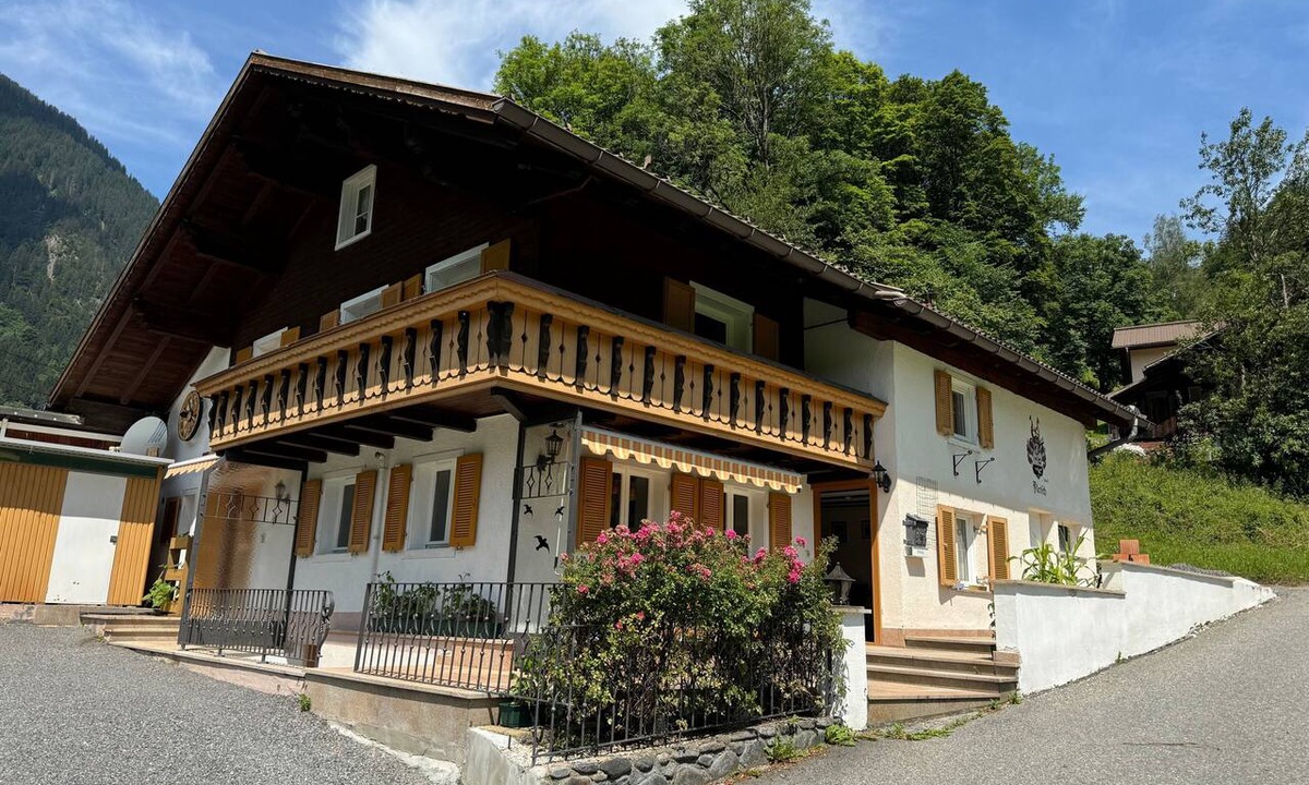 Sankt Gallenkirch Apartment | Apartment in St. Gallenkirch Montafon with Mountain View, Balcony, and Wi-Fi
