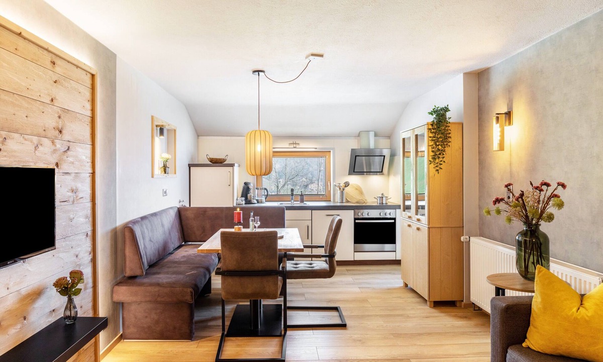 Zellbergeben Apartment | Apartment "Wald" with Balcony and Mountain View