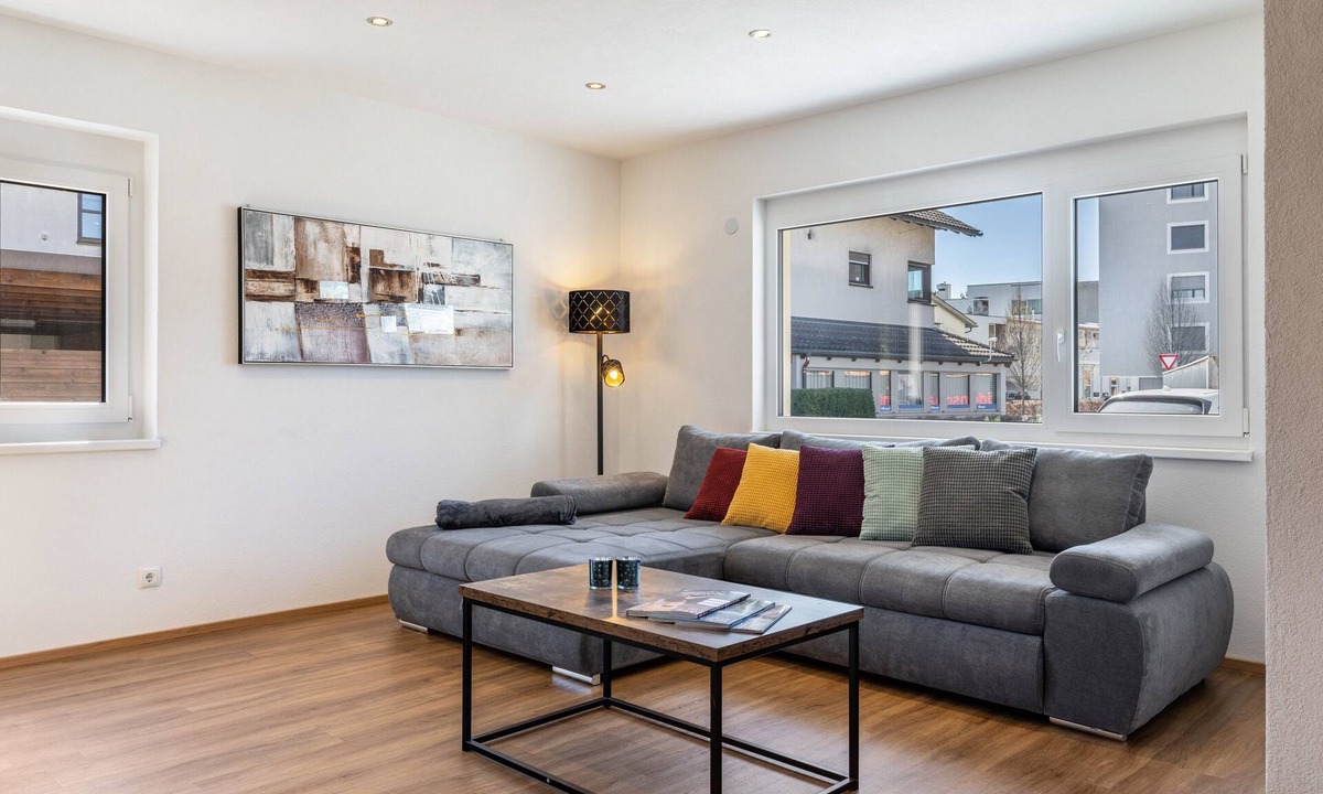 Lustenau Apartment | Apartment 'Winder 1' with Mountain View and Wi-Fi