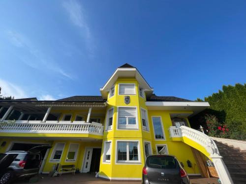 Spielberg Villa | Apartments in elegant Villa am Red Bull Ring in Spielberg