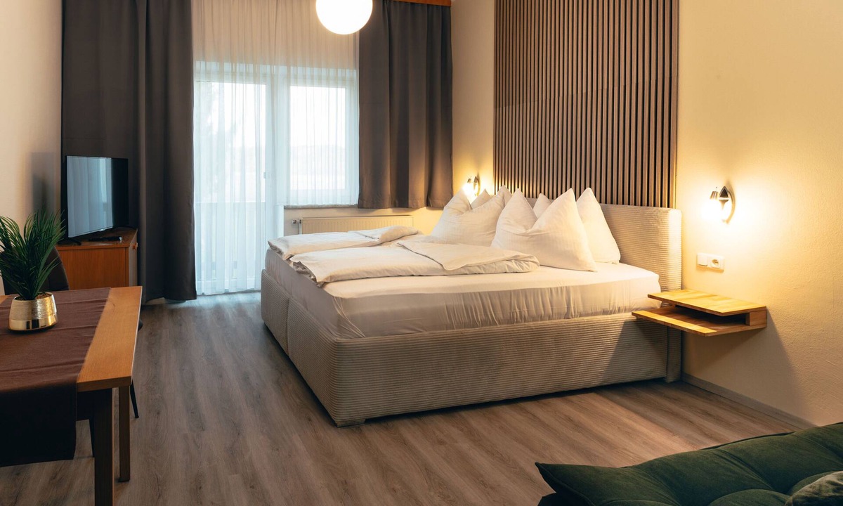 Loipersdorf bei Fuerstenfeld Bed & Breakfast | B&B Number 1