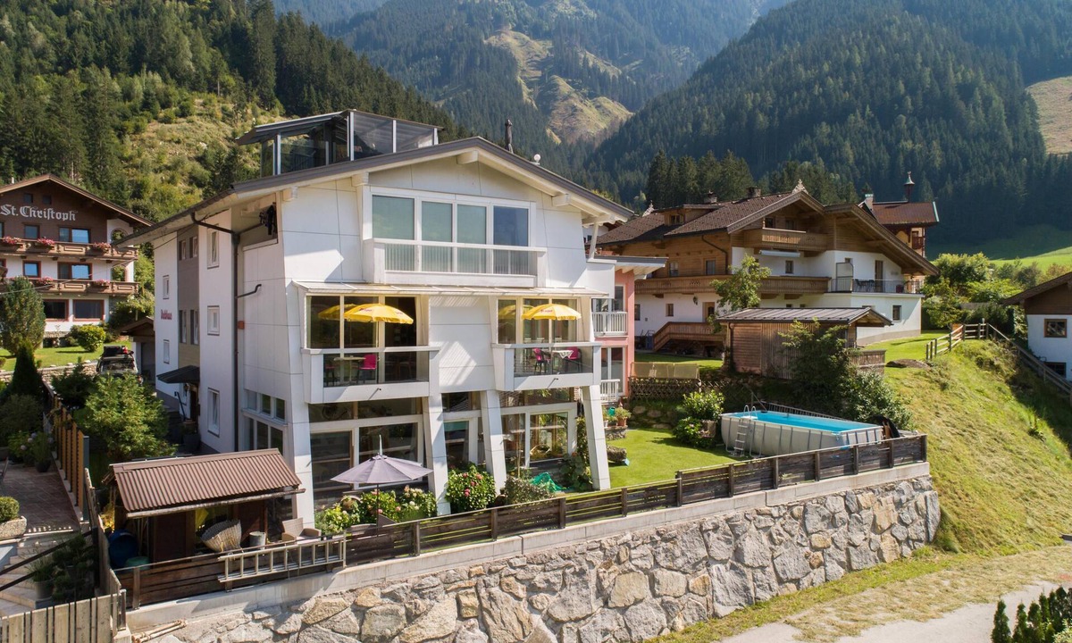 Mayrhofen Apartment | Beautiful apartment with magical views
