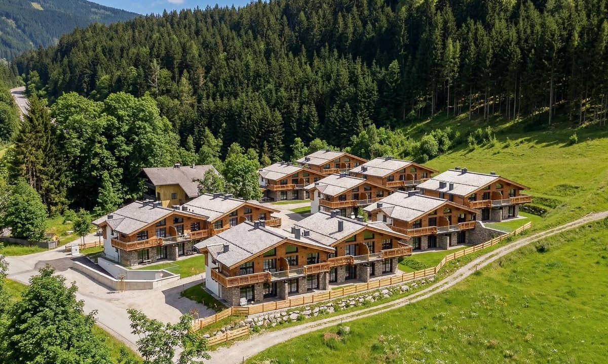 Eben im Pongau Ski Chalet | Beautiful lodge near Flachau with private sauna