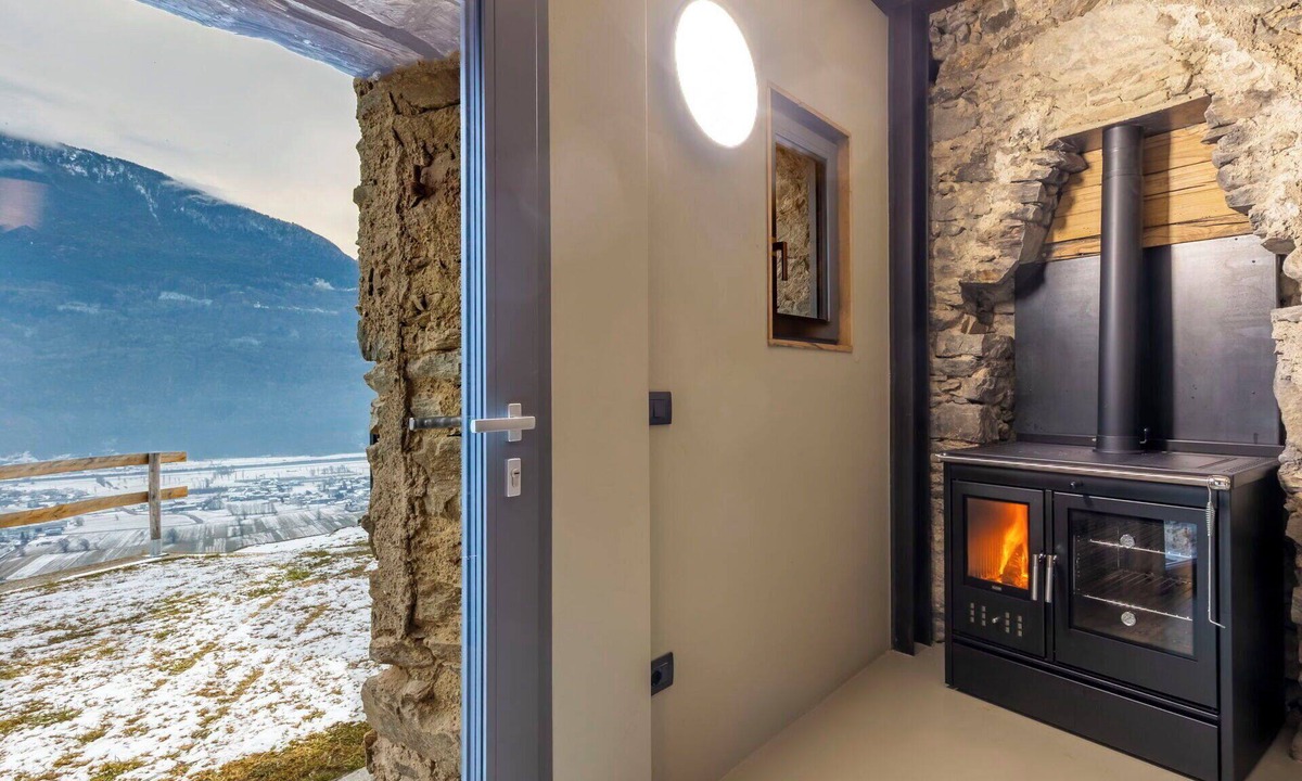 Buglio in Monte House | Beautiful private villa for 5 people with WIFI, TV, terrace and pets allowed