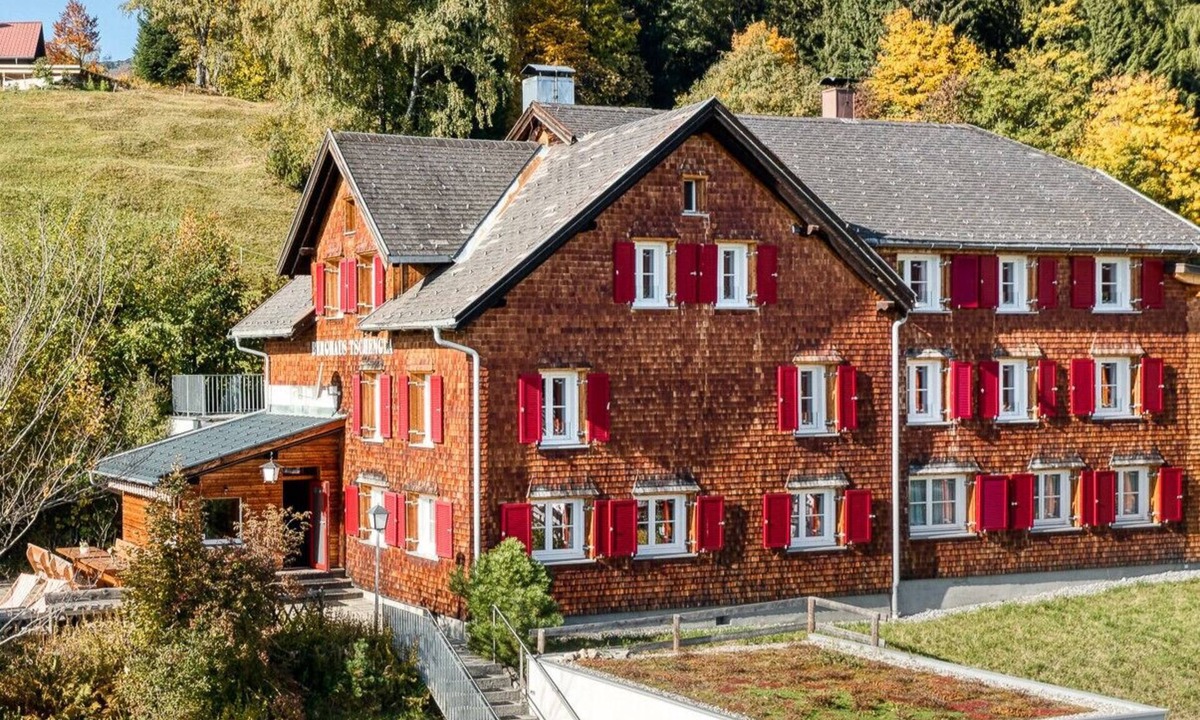 Buerserberg Ski Chalet | Berghaus Tschengla