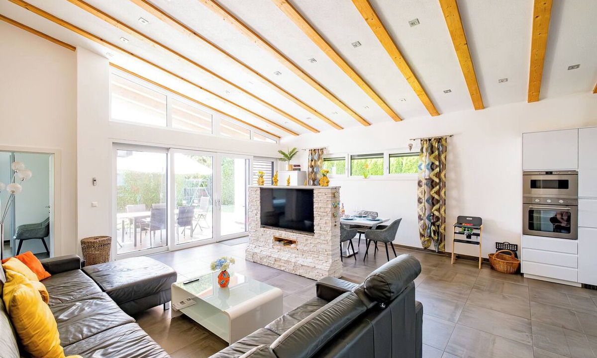 Villach House | Bungalow at the Silbersee starting point for recreational activities at any time of the year