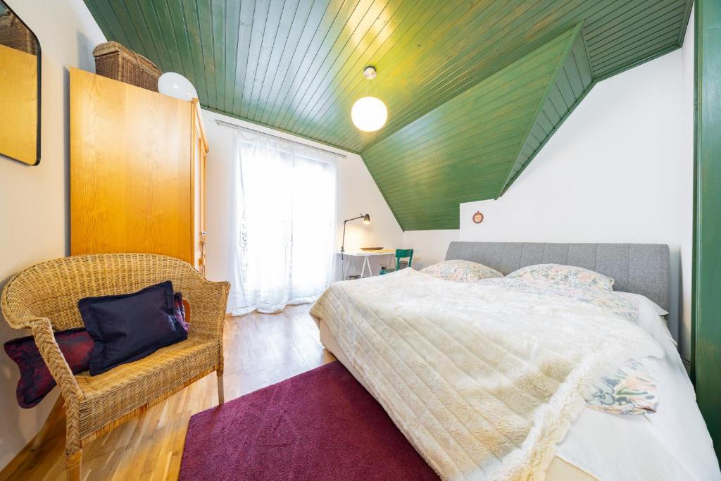 Eggersdorf Bed & Breakfast | Café Marie - Bed & Breakfast