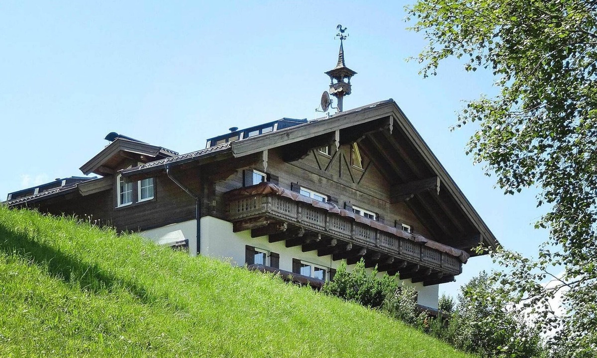 Dienten am Hochkoenig Apartment | Chalet in Dienten by Ski Slopes & Wellness