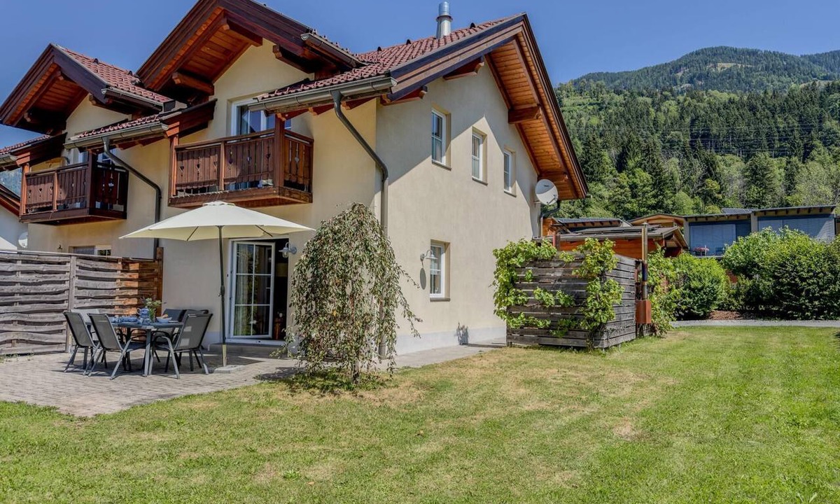 Kotschach-Mauthen Ski Chalet | Chalet with nice garden and wood-fired hot tub