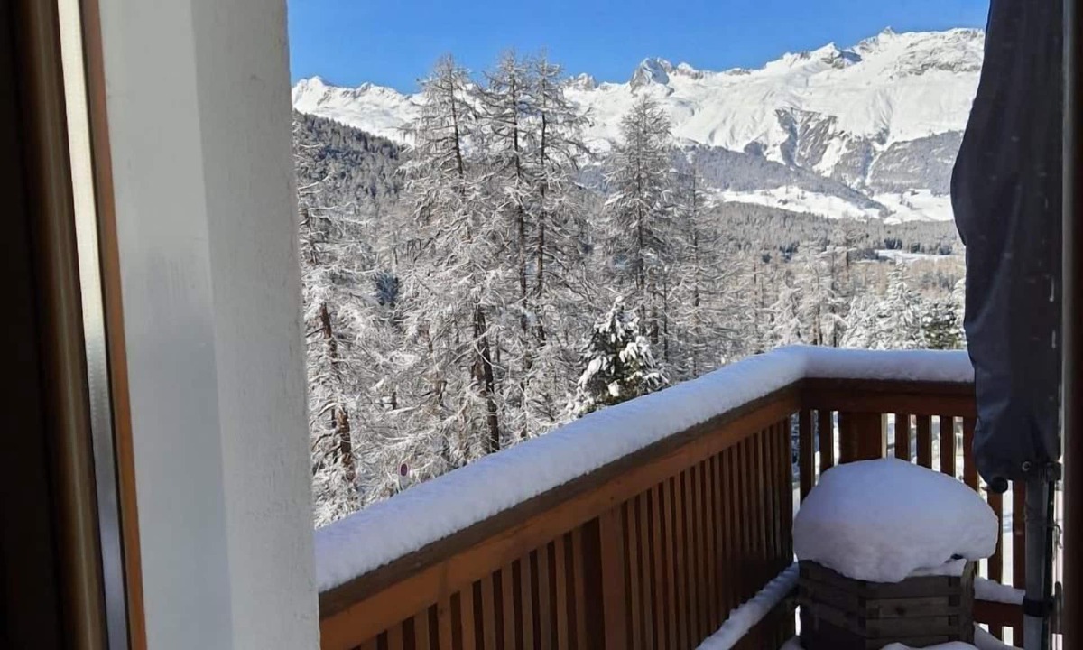 Pontresina Apartment | Chesa Vista Mezdi 6 mountain railways "So" and public transport incl.