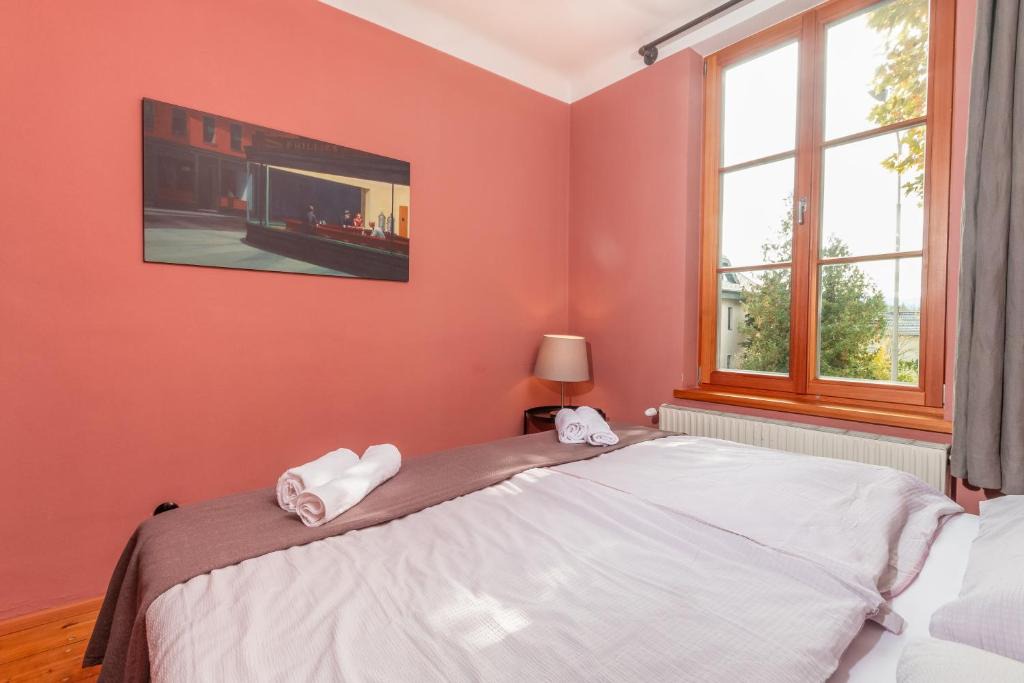 Klagenfurt am Woerthersee Apartment | City-Loft in Villa 100und10 - Charmantes Dachstudio beim Lendkanal