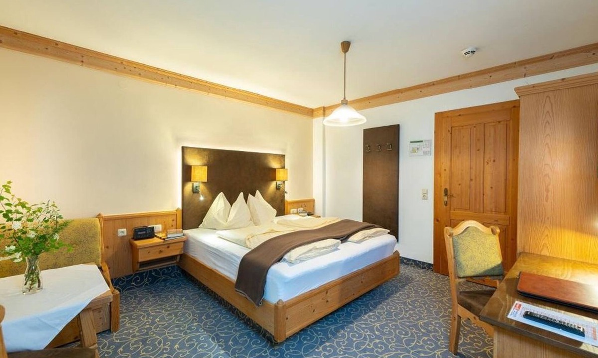 Huettschlag House | Comfort double room "LEBENSFREUDE" B&B - Naturhotel Hüttenwirt
