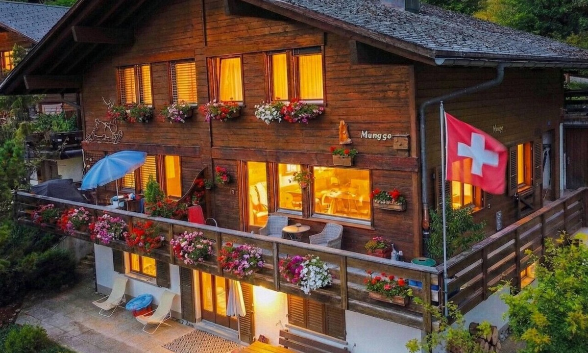 Beatenberg Apartment | Concierge, Lake Thun/Alps Scenic Views by SwissHut