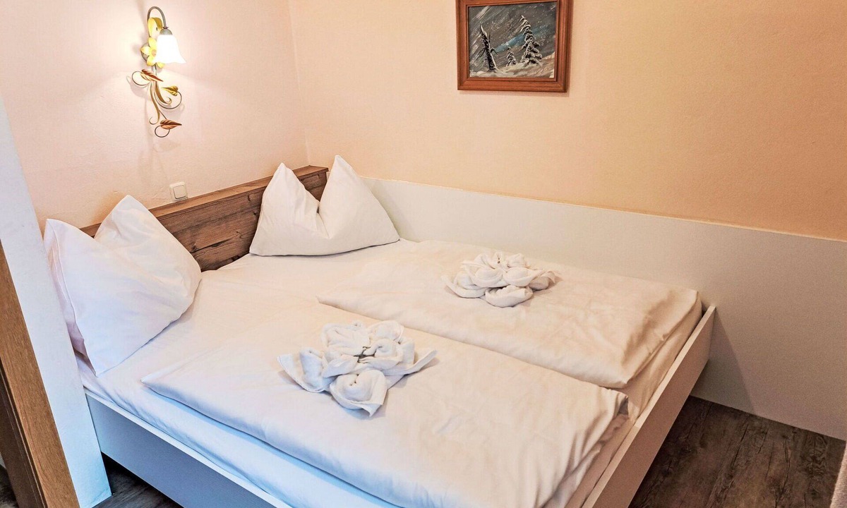 Katschberg Apartment | Cosy apartment for 6 guests with WIFI, TV, balcony and pets allowed