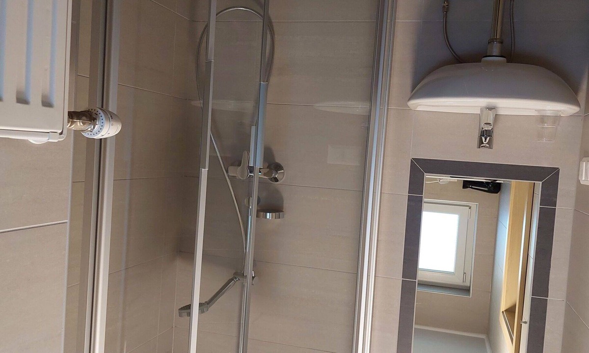 Augsdorf Apartment | Cosy apartment for 6 guests with WIFI, TV and balcony