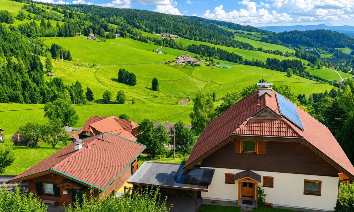 Diex House | Country house with stunning views and sauna