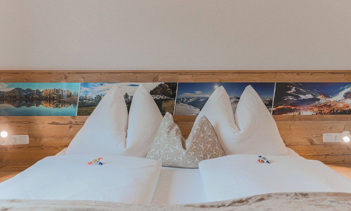 Moosen Apartment | Cozy apartment in Brixen in the Thale with terrace