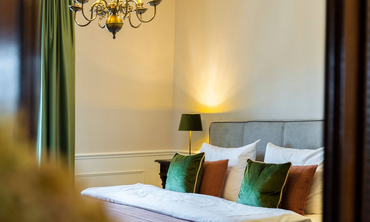 Anif Hotel | Der Schlosswirt zu Anif - Biedermeier-Hotel und Restaurant