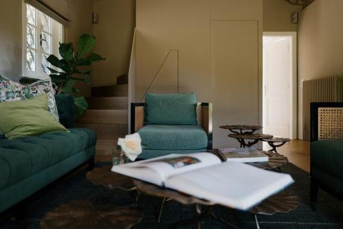 Lannach Ski Chalet | Design Country House & Pool in Famous Wine Region
