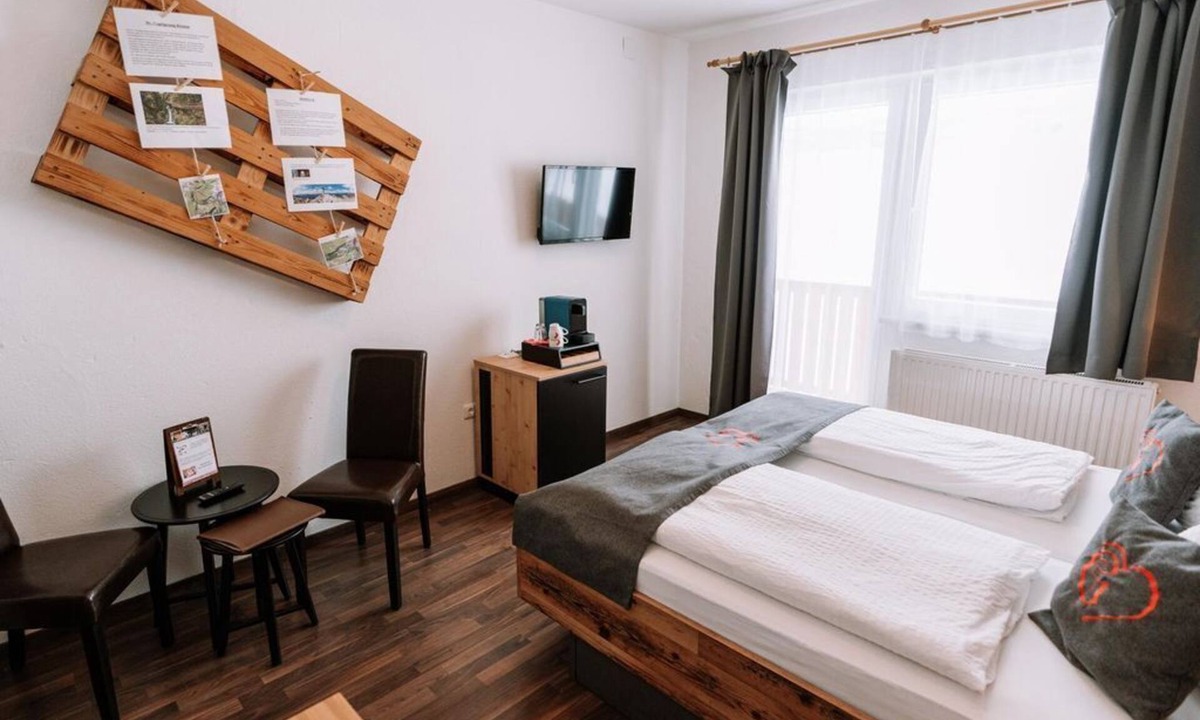 Spital am Pyhrn Bed & Breakfast | Doppelzimmer mit Dusche, WC mit Frühstück - Gasthof Familie Gruber