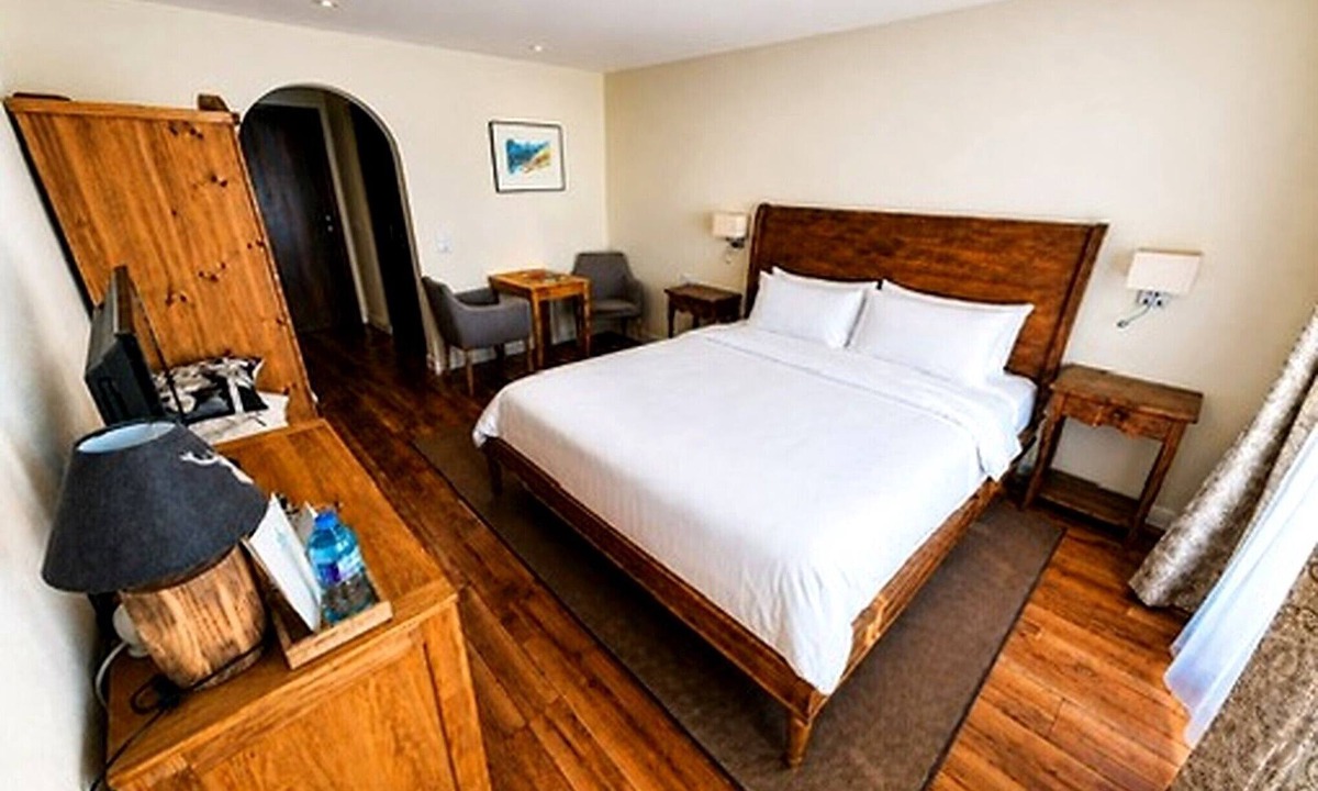 Vandans Apartment | Double Room with Breakfast, Mountain View, and Terrace