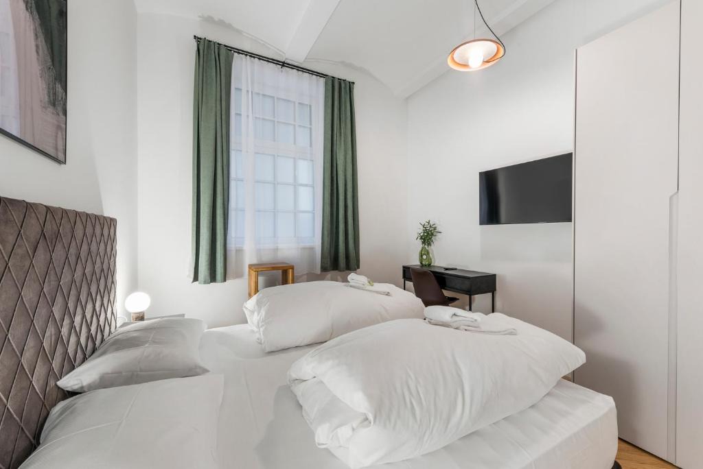 Alservorstadt Apartment | easy-flat Votiv - 153sqm Apartment with Terrace