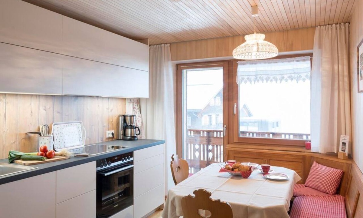 Grossdorf Apartment | Elisabeth - Vacation Rental for 8–12 People - Christine Apartments