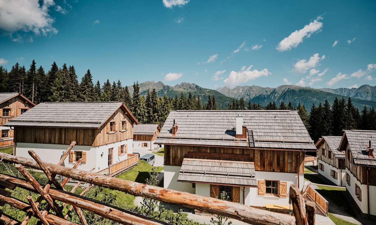 Weisspriach Ski Chalet | Familienurlaub am Fanningberg Wanderwege und Pisten Direkt vor der Chalet - Tür