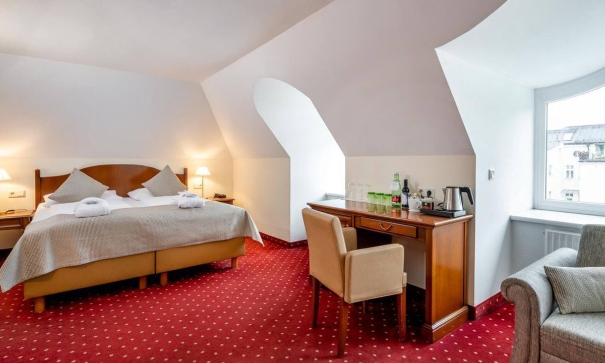 City Centre Salzburg House | Family Room - Free Cancellation - IMLAUER Palais Mirabell