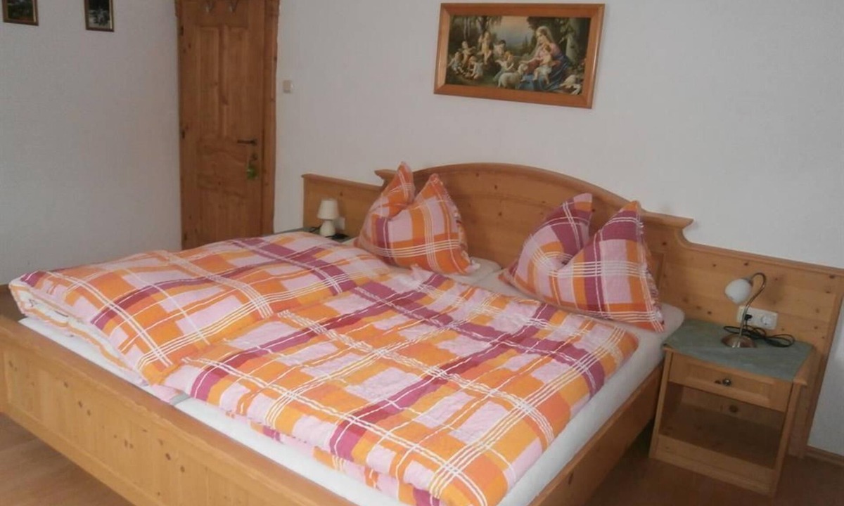 Spital am Pyhrn House | Family room with shower, WC - Ferienhof Schmalzbichl