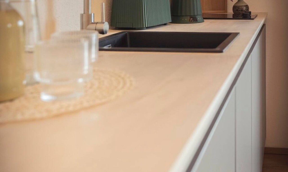 Stubenberg Apartment | "Federweiß" Vacation Rental - Ebner Apartments