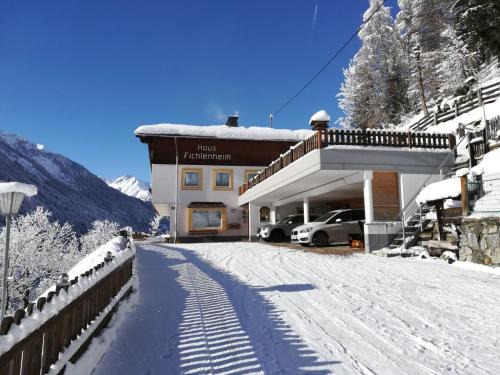 Pragraten Apartment | Ferienhaus Fichtenheim