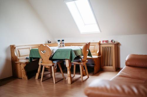 Glanz an der Weinstrasse Apartment | Ferienwohnung Perner - die Huabm