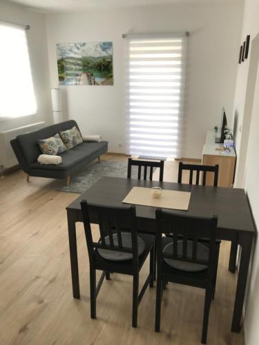Tratten Apartment | Ferienwohnung Villa Seeblick