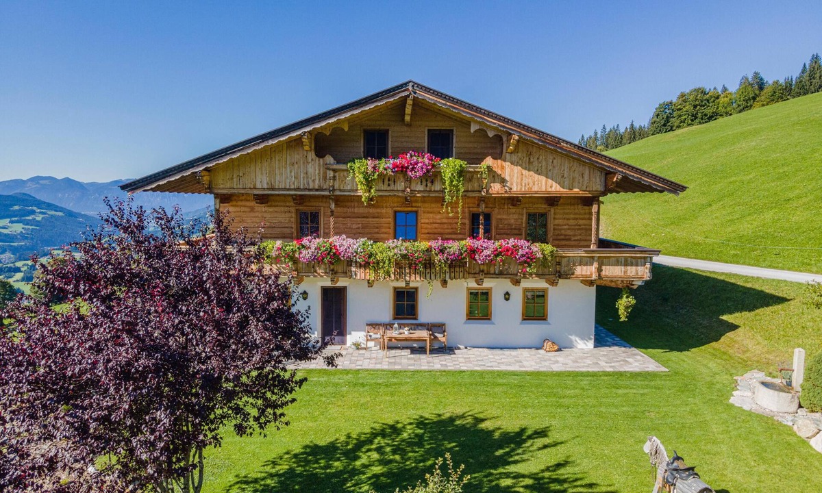 Westendorf Apartment | Fine apartment with ski lift nearby