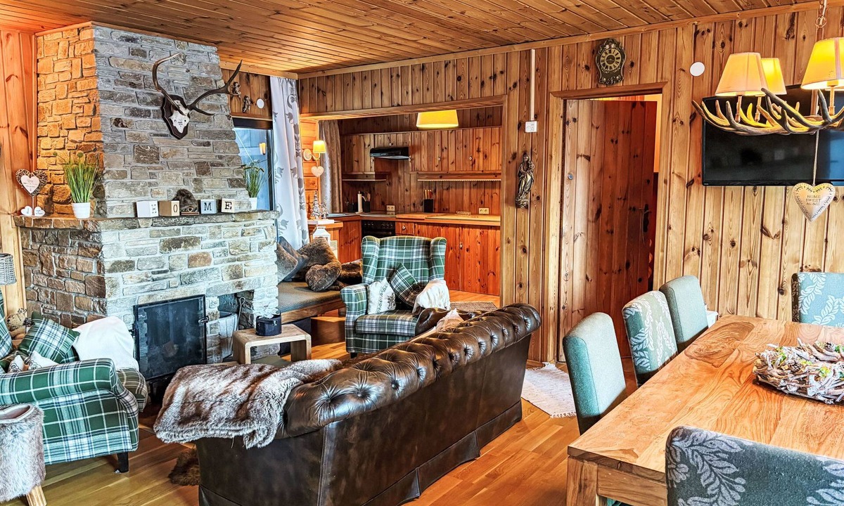 Thomatal House | Forsthaus Chalet by Interhome