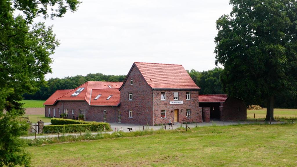 Wassenberg Hotel | Gitstapper Hof