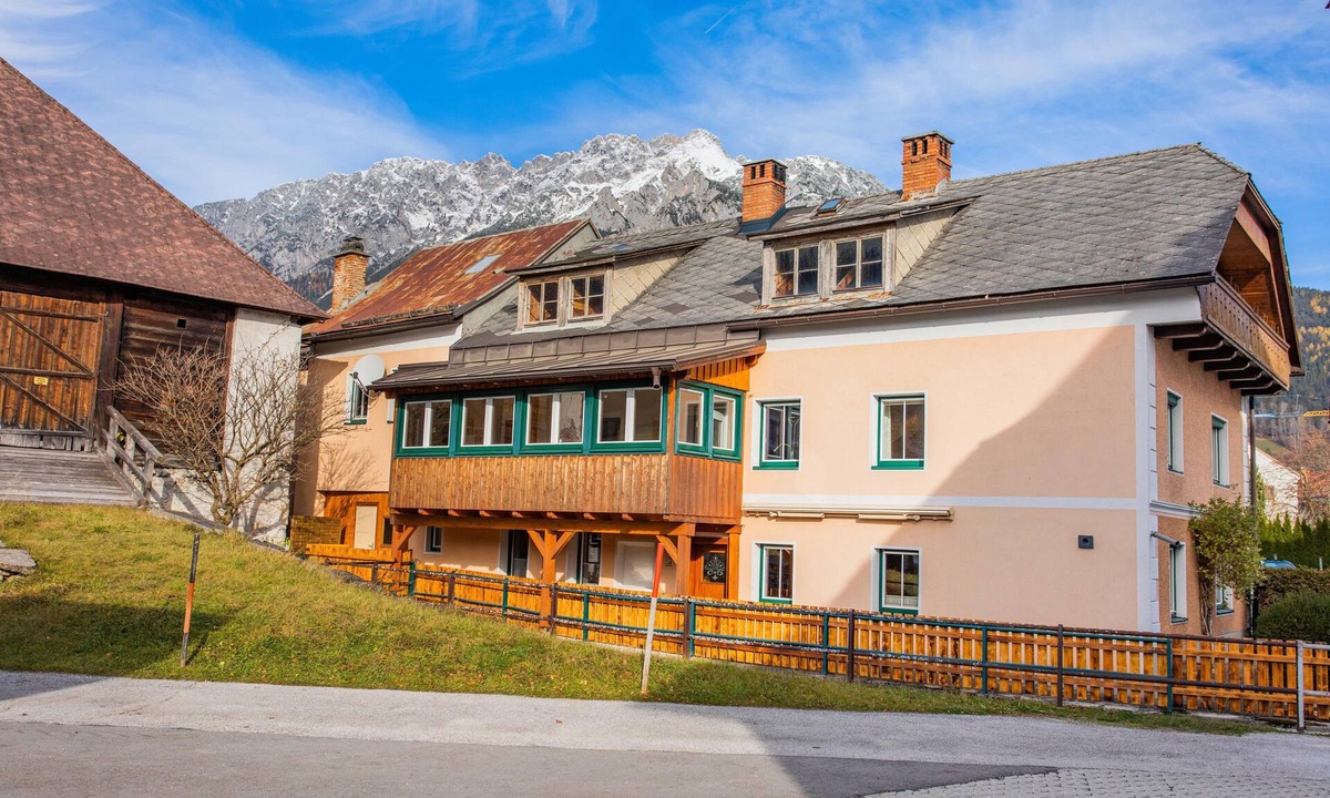 Groebming House | "Hoamathaus II" by Alpenidyll Apartments in Gröbming!