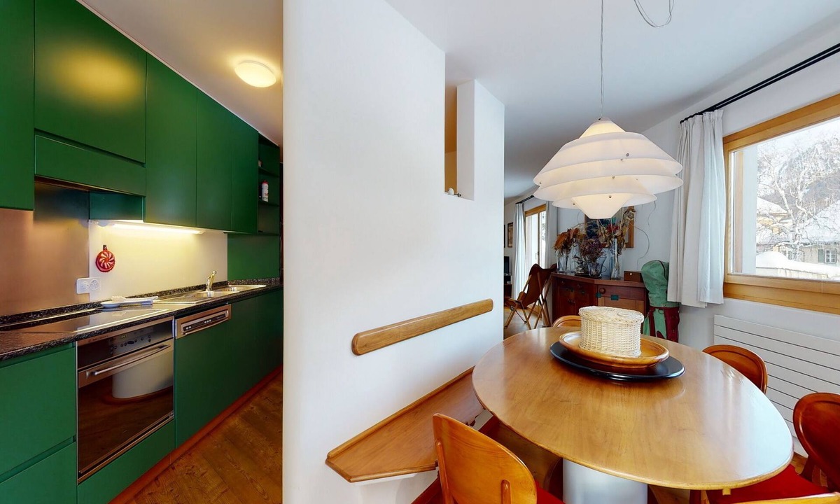 Samedan Apartment | Holiday apartment Samedan for 1 - 6 persons with 3 bedrooms - Holiday apartment