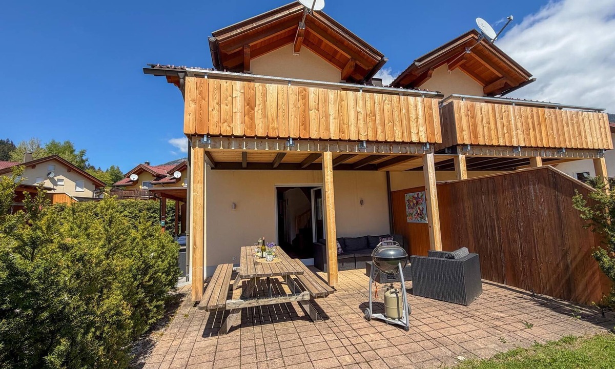 Kotschach-Mauthen Ski Chalet | Holiday home in the mountains with balcony