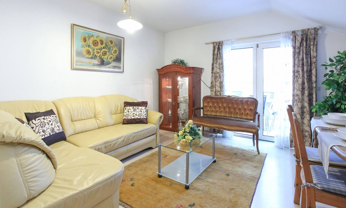 Matzleinsdorf Apartment | Holiday Penthouse Apartment in the near Centre of Vienna Austria