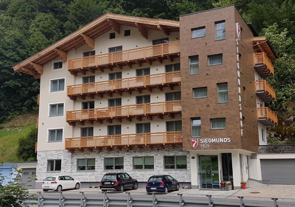 Saalbach Bed & Breakfast | Hotel Garni Siegmundshof - inclusive Joker Card im Sommer